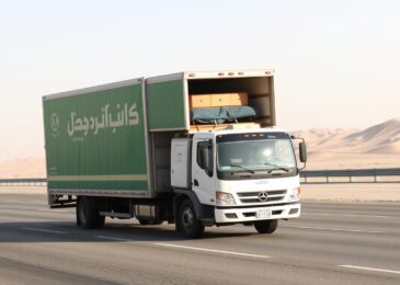خدمة نقل عفش من جدة إلى الوجه - شاحنة نقل تابعة لشركة الافضل